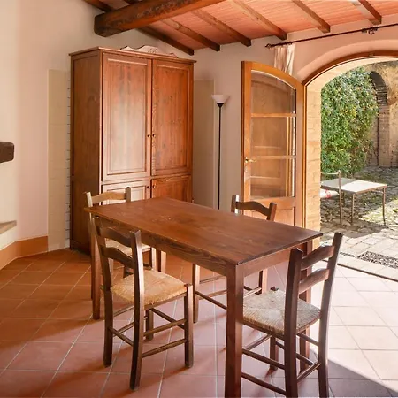 Vakantieboerderij Casa Tolomei Bossi Di Sopra *