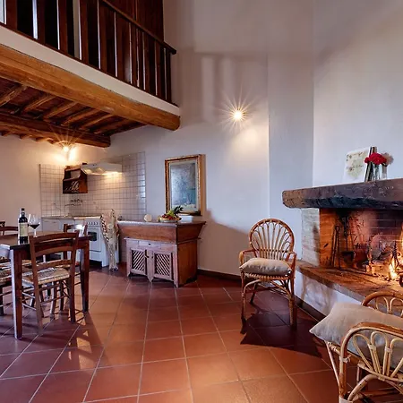 Vakantieboerderij Casa Tolomei Bossi Di Sopra *
